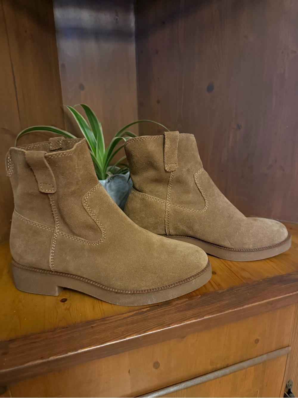 Lucky Brand Rhetty Tan Suede Ankle Boots 7.5